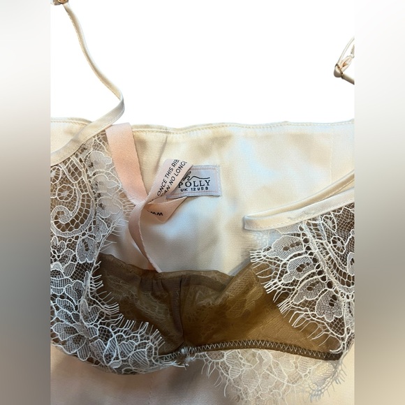 Oh Polly Bria Lace Panel Cami Top in Ivory - Picture 5 of 11